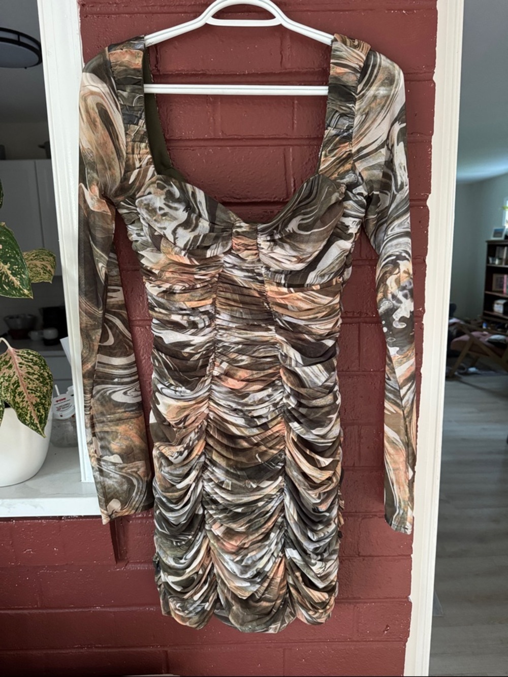 Zara Ruched Long Sleeve Bodycon Dress in Multi Colored Earthy Print Small